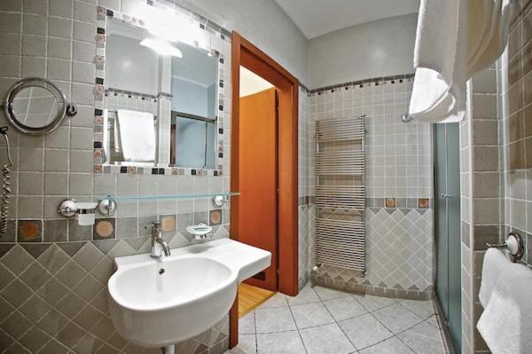 Hotel Pedrini Bologna Ruang foto