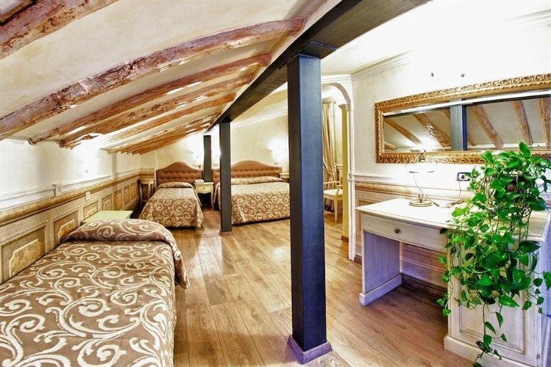 Hotel Pedrini Bologna Bagian luar foto