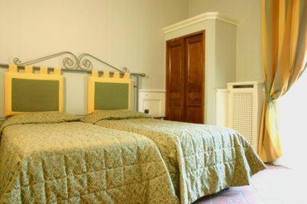 Hotel Pedrini Bologna Bagian luar foto