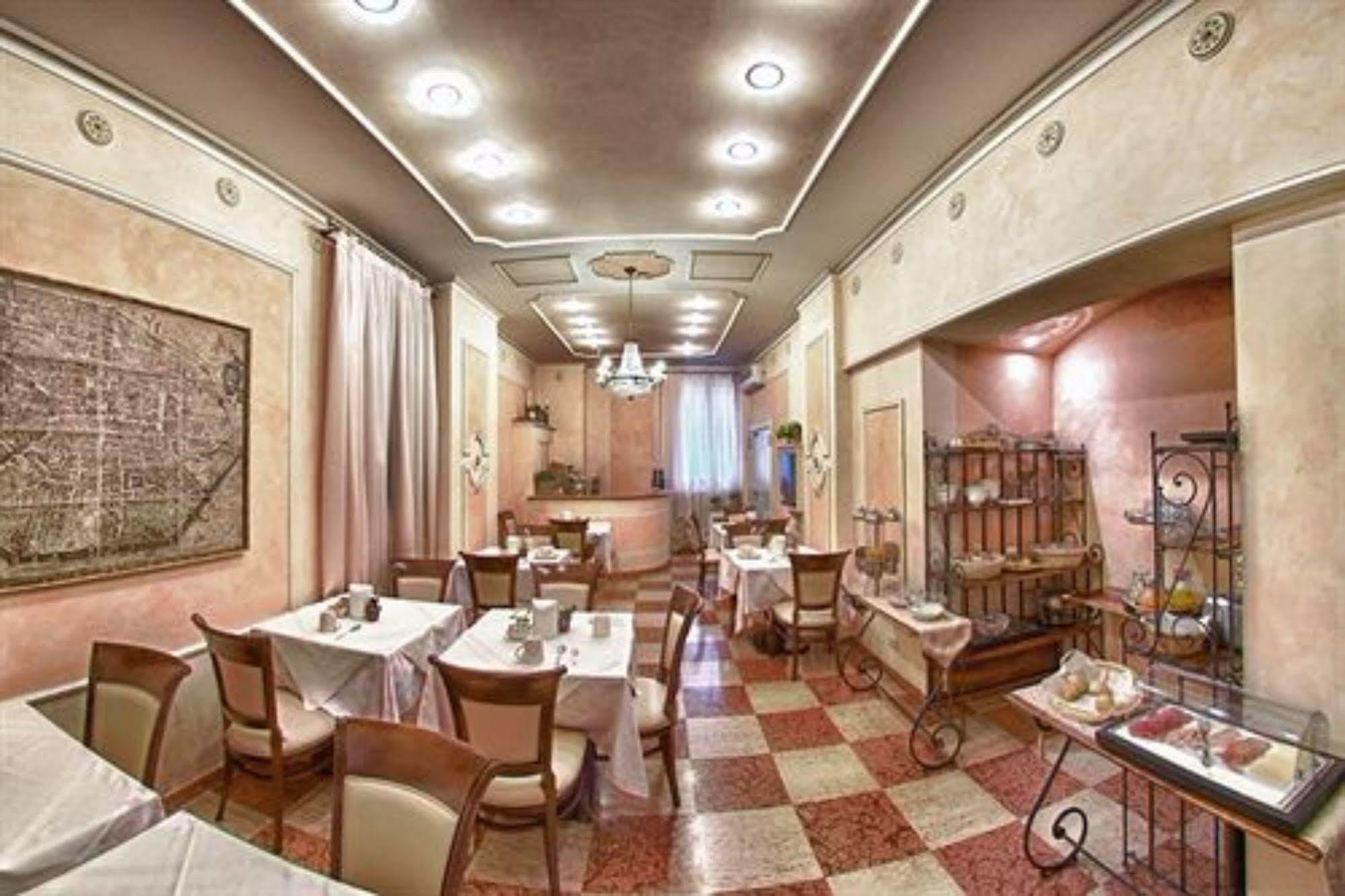 Hotel Pedrini Bologna Bagian luar foto